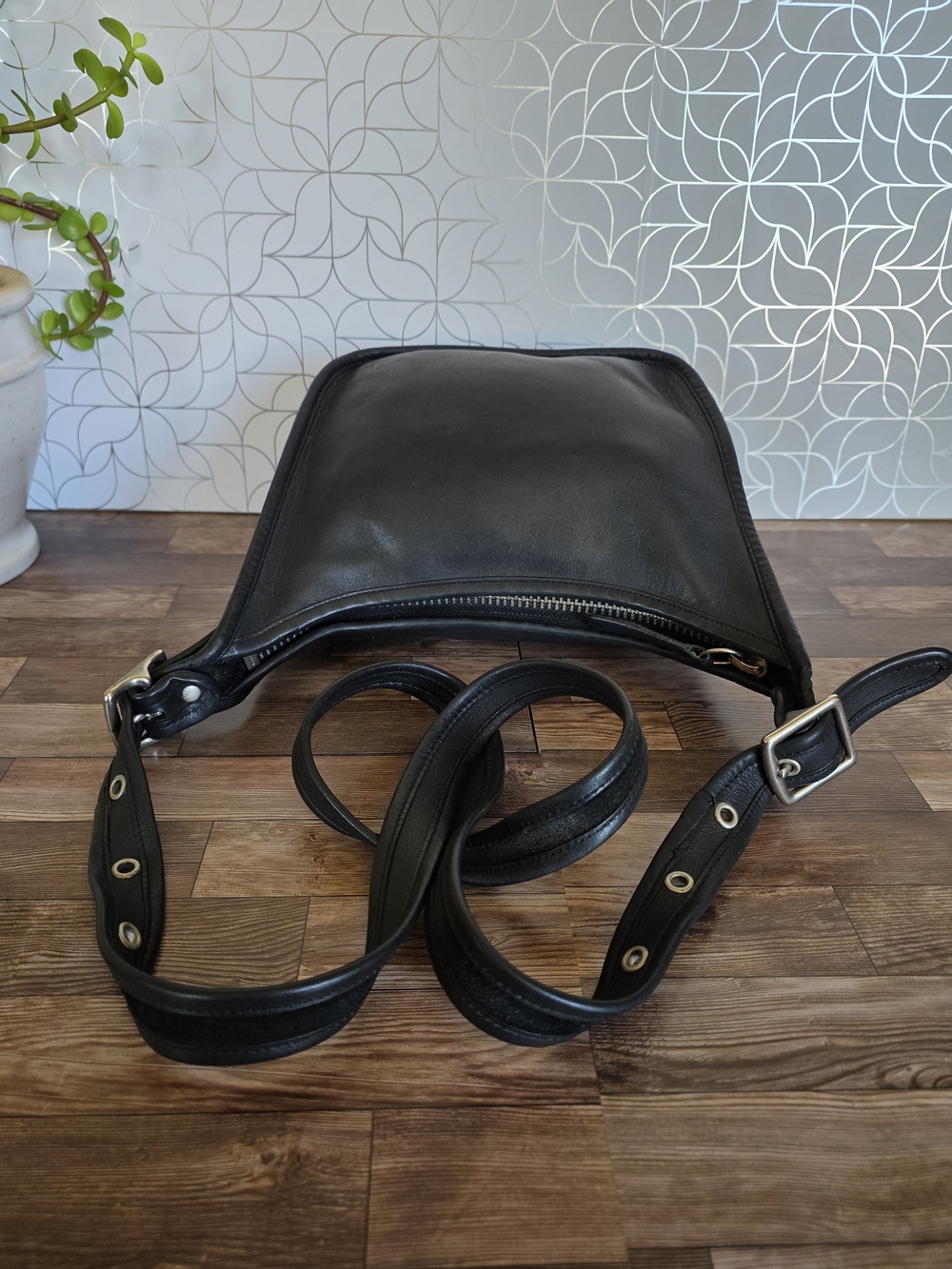 Vintage black leather Coach Janice's Legacy Bag - Picture 8 of 10